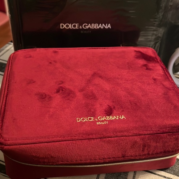 Dolce and Gabbana Beauty Luxurious Vanity Travel Case Velvet Gold Mirror New Gif - Picture 1 of 5